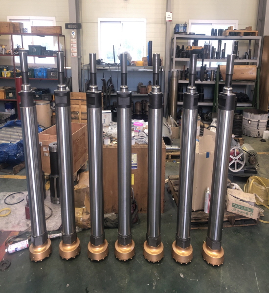 Cluster Hammer Image 1